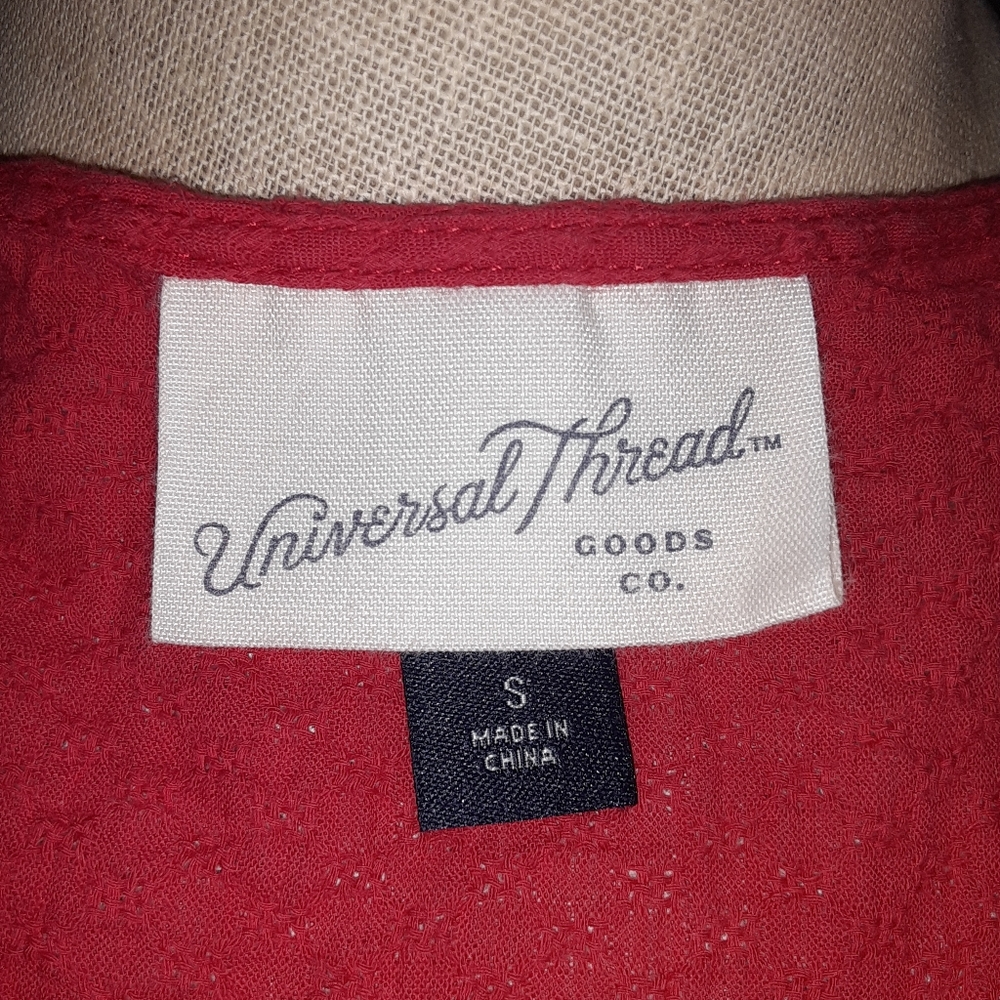 Universal Thread Top - Picture 4 of 5